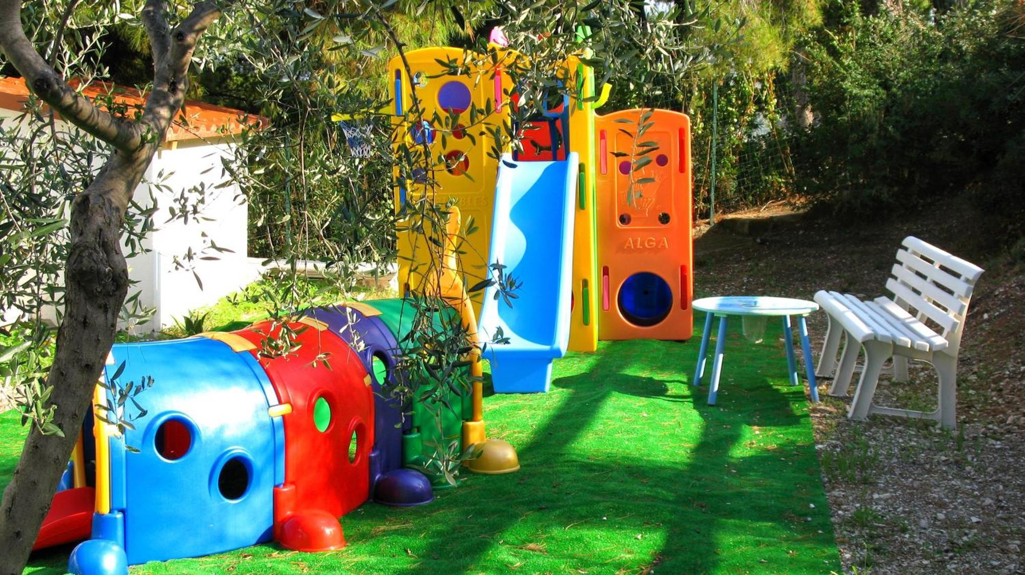Aparthotel Maresol 3*